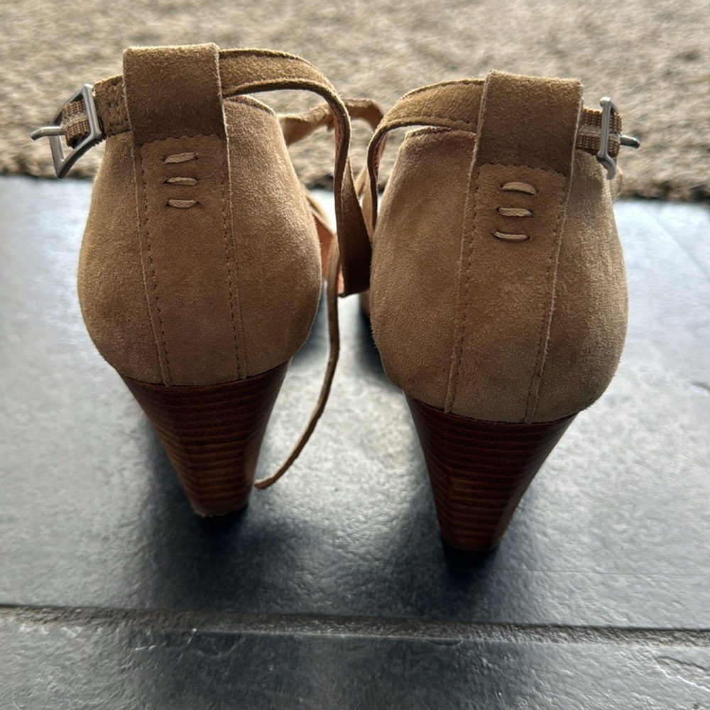 Gentle Souls suede sandals - Picture 3 of 4